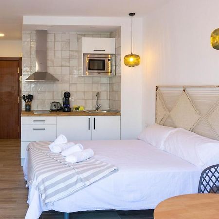 Apartment Carihuela Beach Malaga Торремолінос Екстер'єр фото