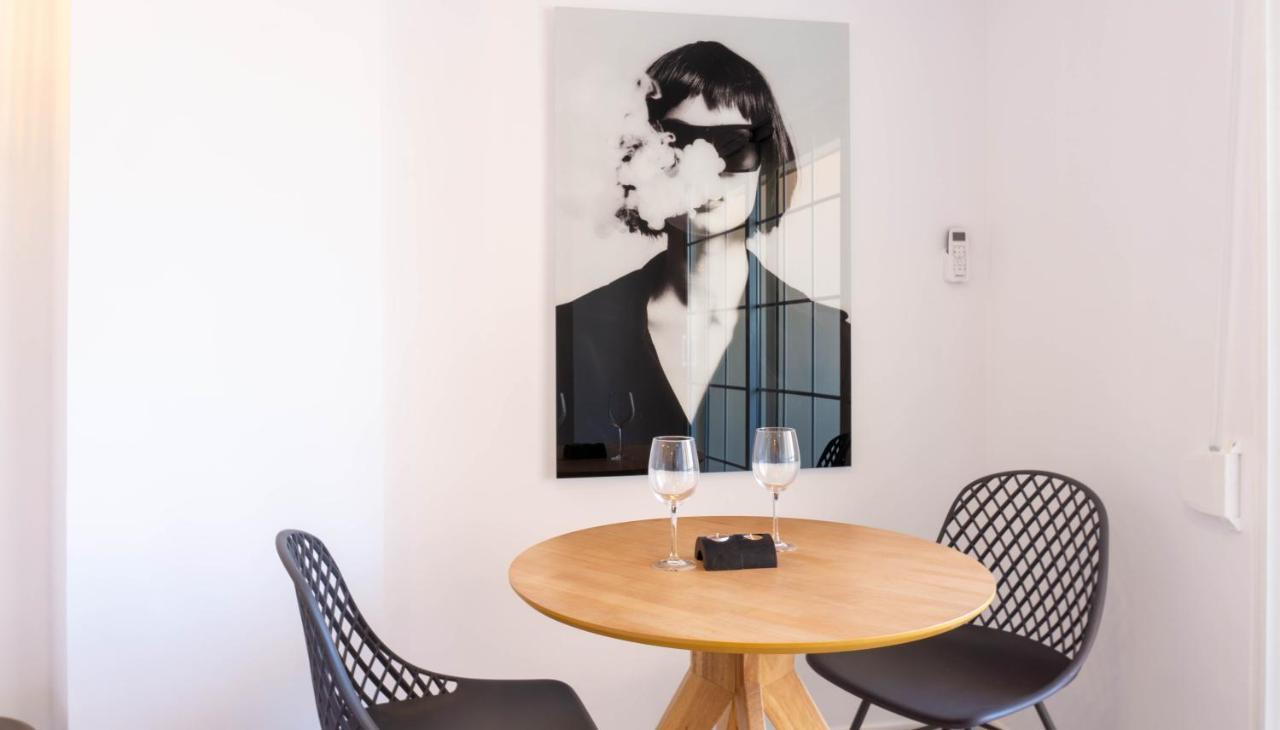 Apartment Carihuela Beach Malaga Торремолінос Екстер'єр фото
